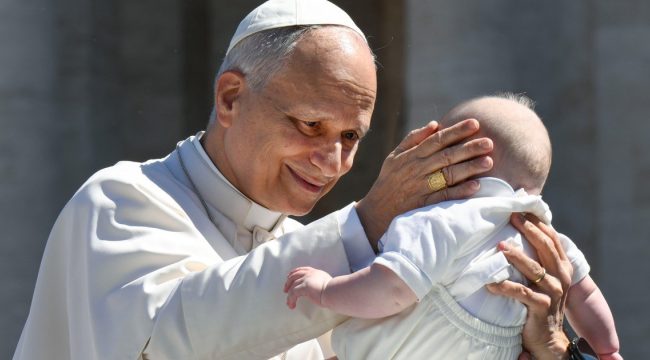 Лев XIV поставил свои акценты на Пасху