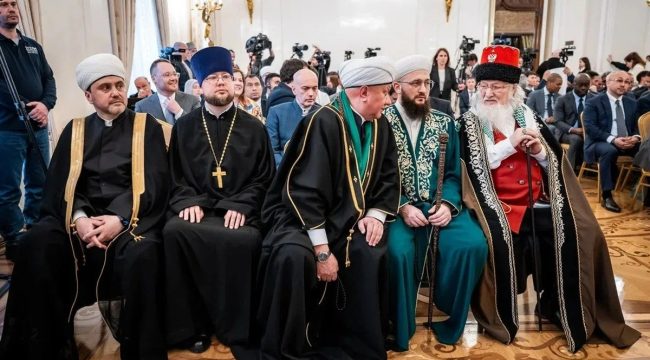 Священнослужитель ОВЦС посетил заседание руководства Группы стратегического видения «Россия