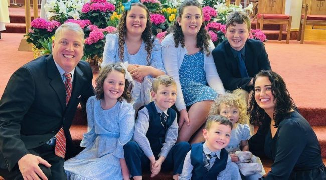 Активист движения в защиту жизни Марк Хоук выиграл многомиллионное урегулирование в иске к Минюсту Байдена: 'Огромная победа'