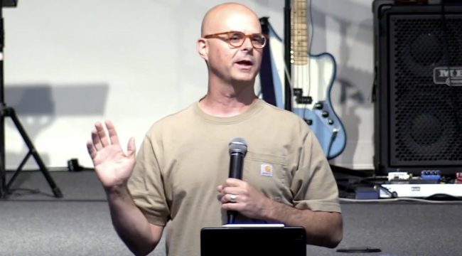 Церковь Бетель объявляет о проверке управления и называет фирму, расследующую обвинения Бена Армстронга в сексуальных домогательствах