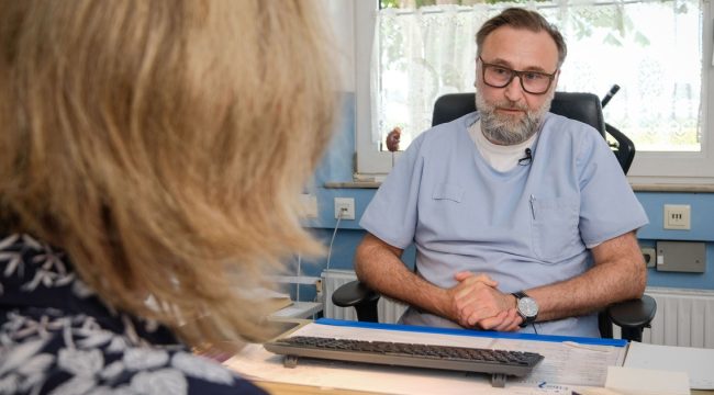 Насколько хорошо вас слушают на приеме у врача?