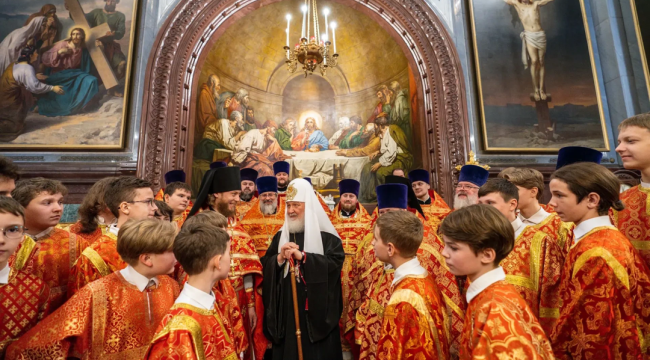Патриарх Кирилл совершил детскую литургию в Храме Христа Спасителя