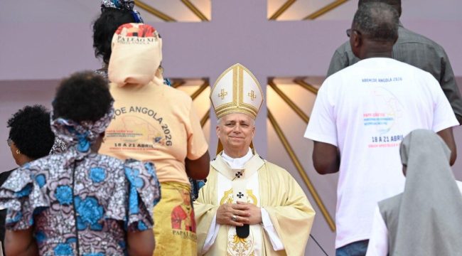 Папа Лев XIV совершил Святую Мессу в Анголе и призвал преодолеть последствия войны