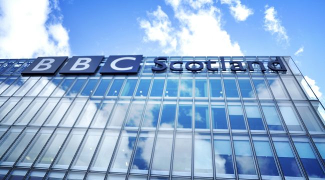 Всё больше голосов указывают на религиозную безграмотность BBC
