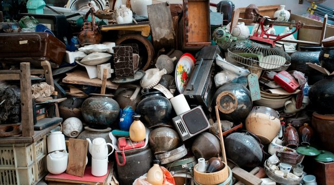 'Весенняя уборка для души': Швейцарские церковные лидеры связывают ежегодный ритуал уборки с духовным обновлением и прощением