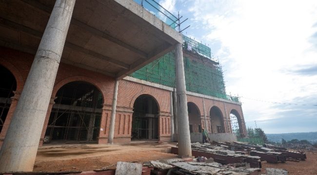 Новая больница в Руанде станет центром медицинского обслуживания и обучения на основе веры в Африке