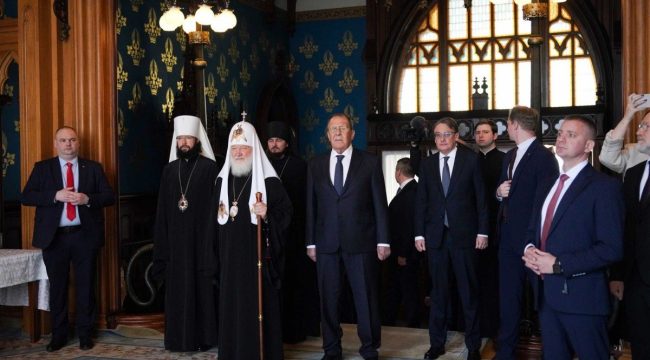 Патриарх Кирилл посетил пасхальный прием в МИД России