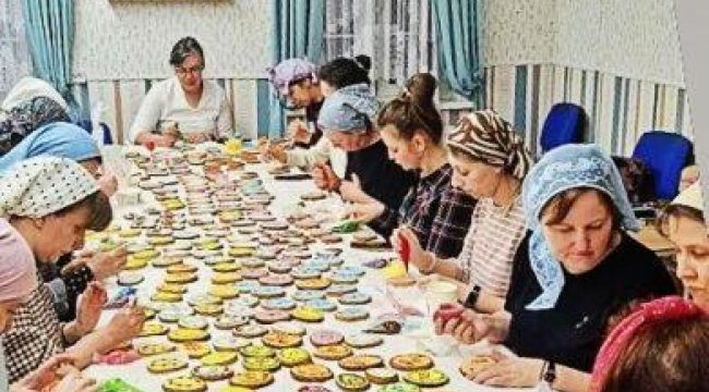 Более двух тысяч пряников испекли в храме в Бабушкине к Пасхе