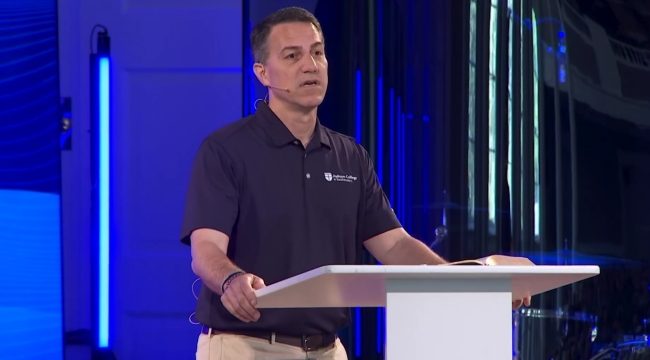 Скотт Пейс избран преемником Дэниела Эйкина на посту президента Юго-Восточной семинарии: служение «по Божьей благодати»