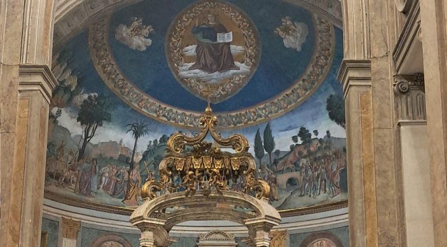 Рим. Молитва о мире в базилике Святого Креста Иерусалимского