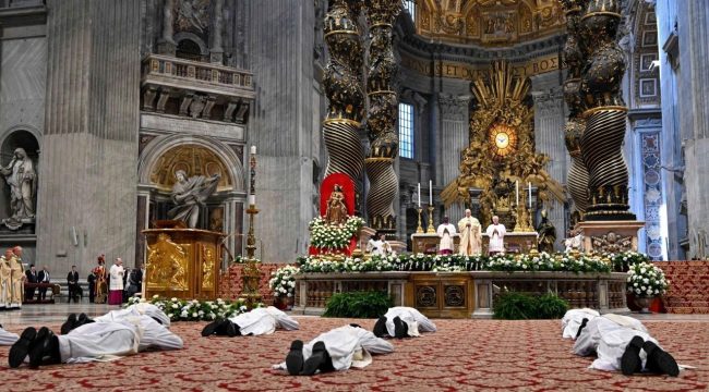 Папа Лев XIV совершил Мессу рукоположения десяти священников