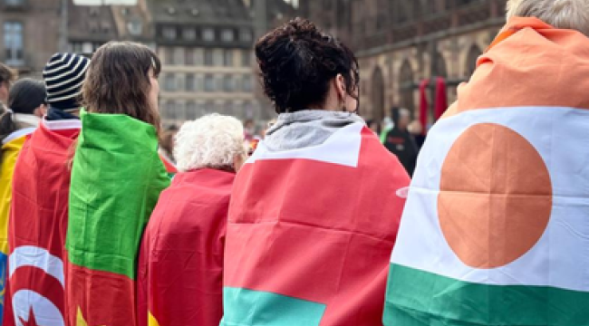 Страсбург: 400 человек собрались в поддержку преследуемых христиан