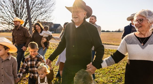 Новая атака NYT на «геронтократию»: почему они хотят, чтобы ваши дети вас ненавидели