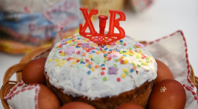 РПЦ рекомендует ограничить использование икон на упаковках пасхальных продуктов