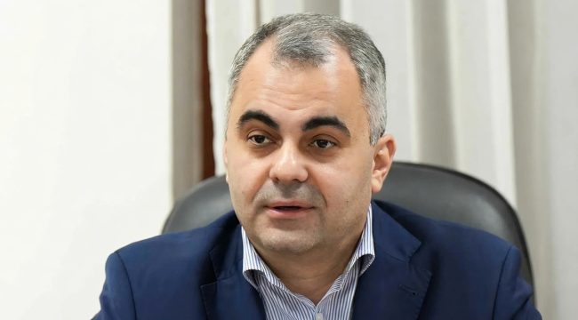 И.Е. Петров поздравил епископа С.В. Ряховского с Пасхой