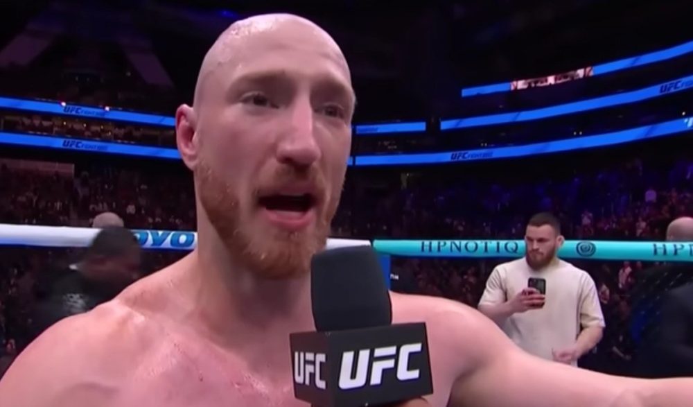 Боец UFC Джо Пайфер: 'Я чуть не покончил с собой', но 'обрел Бога'