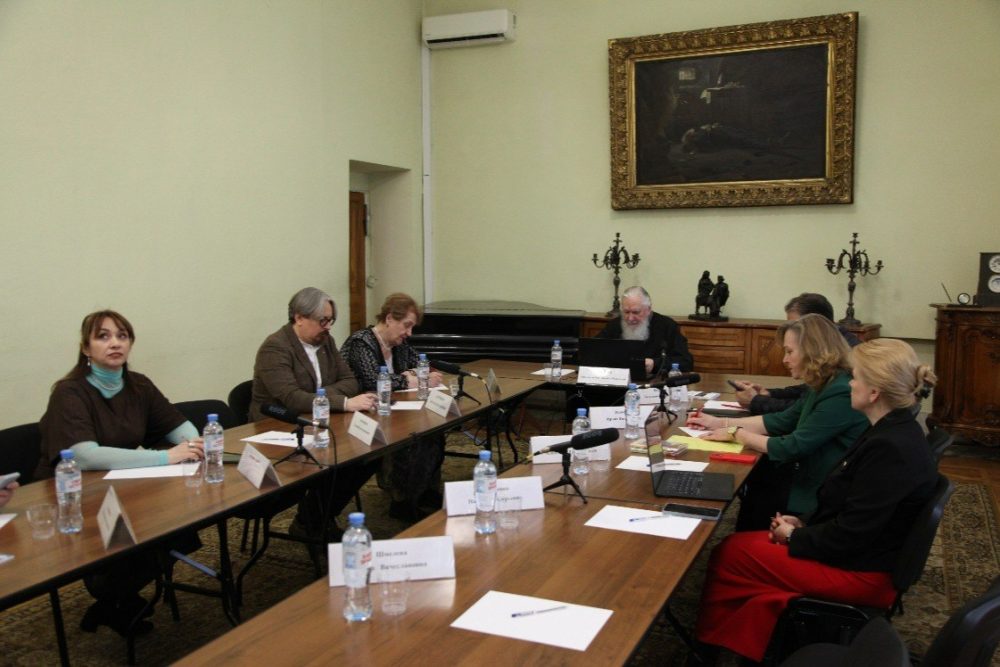 В Москве обсудили сотрудничество Церкви и кинематографа в защите традиционных ценностей