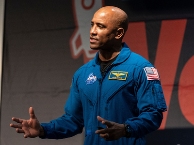 Виктор Гловер: астронавт, который ставит свою веру в центр миссии Artemis II