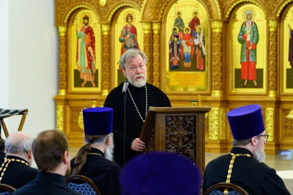 В Москве обсудили вызовы искусственного интеллекта для пастырского служения