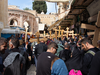 В Иерусалиме Пасха омрачена войной и ограничениями доступа к Храму Гроба Господня
