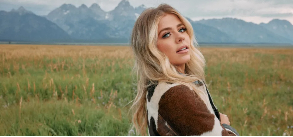 Бунтарь | Новая книга от певицы-автора песен и номинантки на GRAMMY Энн Уилсон