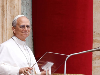 Международные НПО призывают Папу Римского обсудить права человека в Алжире