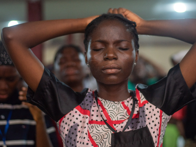 Нигерия: полиция задержала банду, подозреваемую в похищениях в церкви