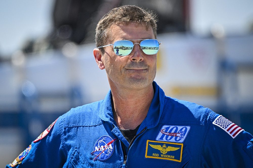 Нерелигиозный астронавт NASA 'разрыдался', увидев крест после космической миссии