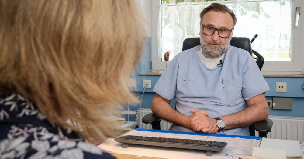 Насколько хорошо вас слушают на приеме у врача?