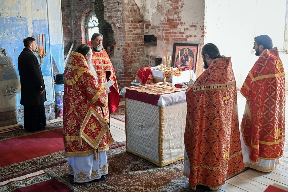 В Карелии совершена Божественная литургия на подворье Новодевичьего монастыря