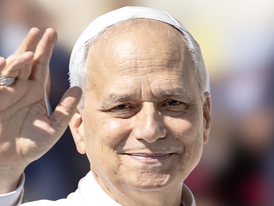 Лев XIV прибывает в Экваториальную Гвинею, завершая африканский тур