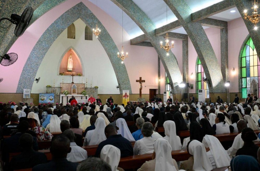 Лев XIV встретился с пастырями в Анголе