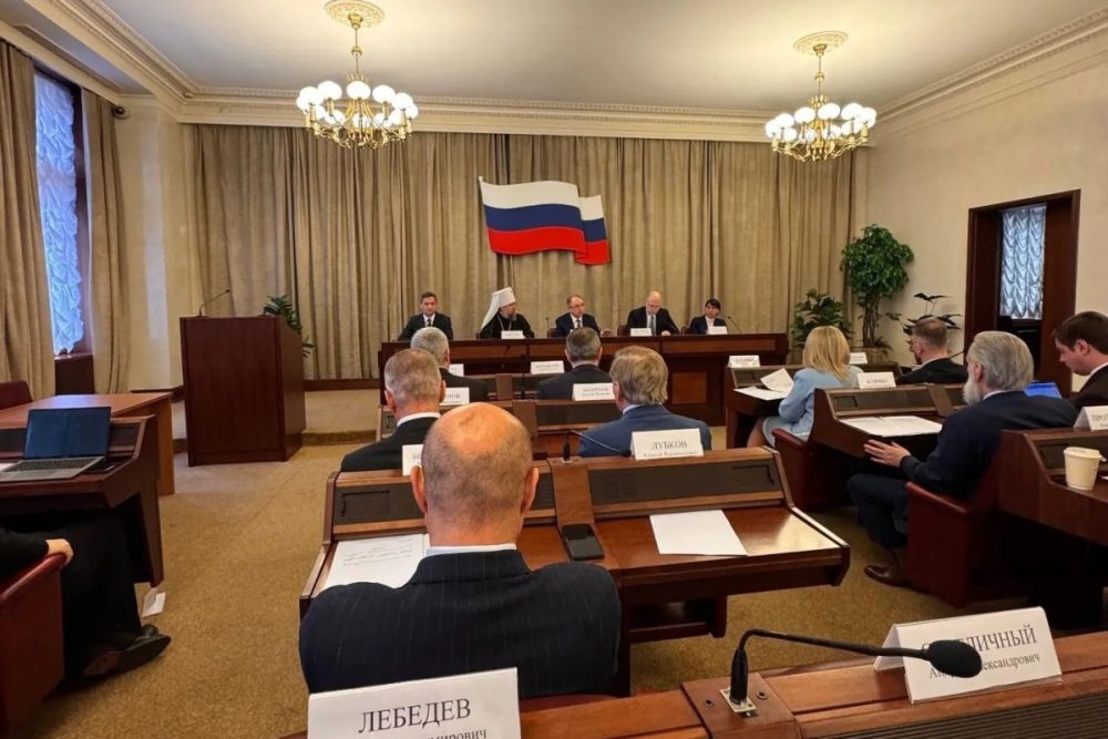 В Администрации Президента РФ обсудили вопросы сохранения традиционных ценностей