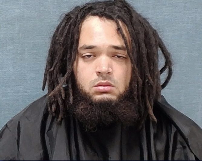 Пастор из Огайо признан виновным в непредумышленном убийстве после гибели подростка в аварии с церковным фургоном