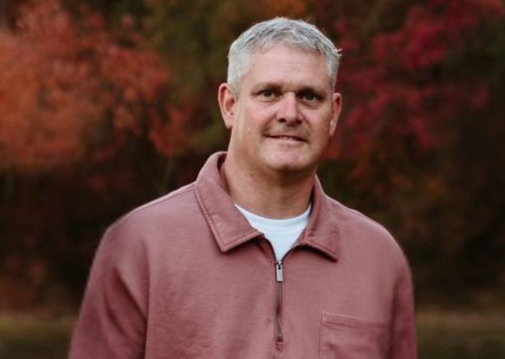 Брайан Кирби, бывший выбор на драфте MLB, погибший на крыше церкви, похоронен