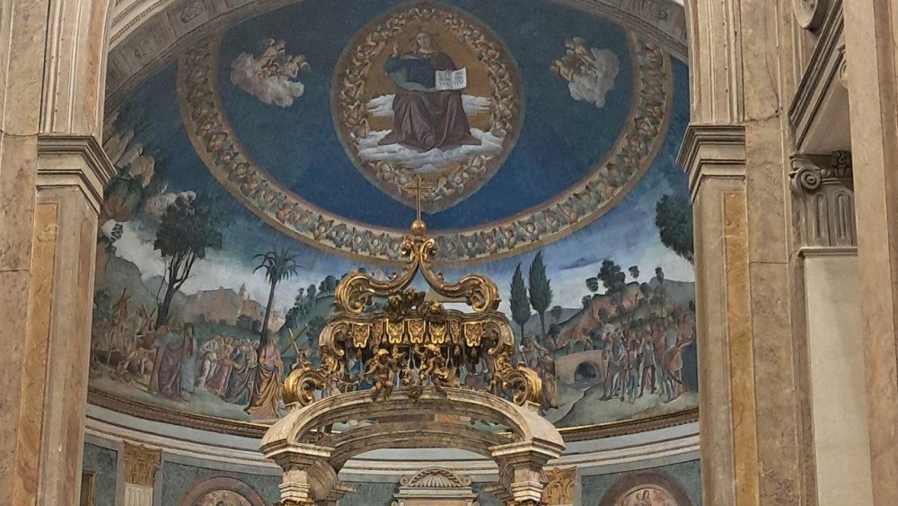 Рим. Молитва о мире в базилике Святого Креста Иерусалимского