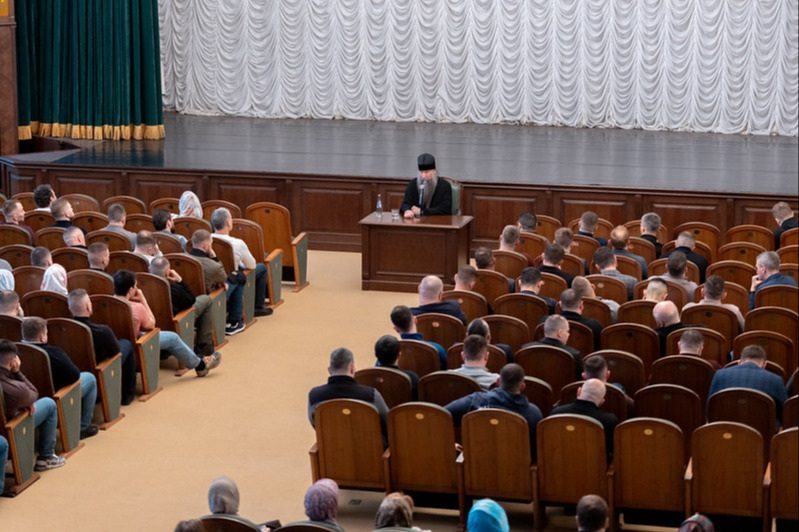 Троице-Сергиеву лавру посетили участники программы «Время героев»