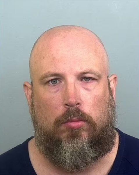 Бывший пастор приговорен к нескольким пожизненным срокам за сексуальное насилие над детьми