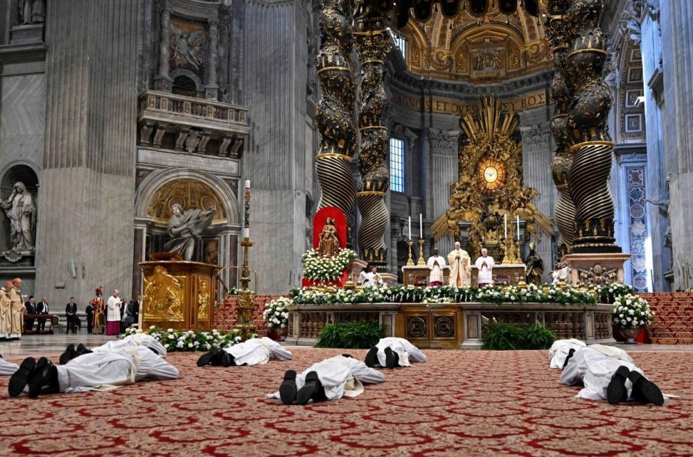 Папа Лев XIV совершил Мессу рукоположения десяти священников