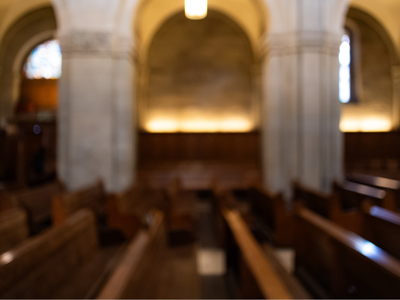 Сотни жителей Квебека посетили хоккейный матч в соборе