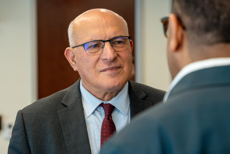 Алжир закрывает протестантские церкви: христиане уходят в подполье