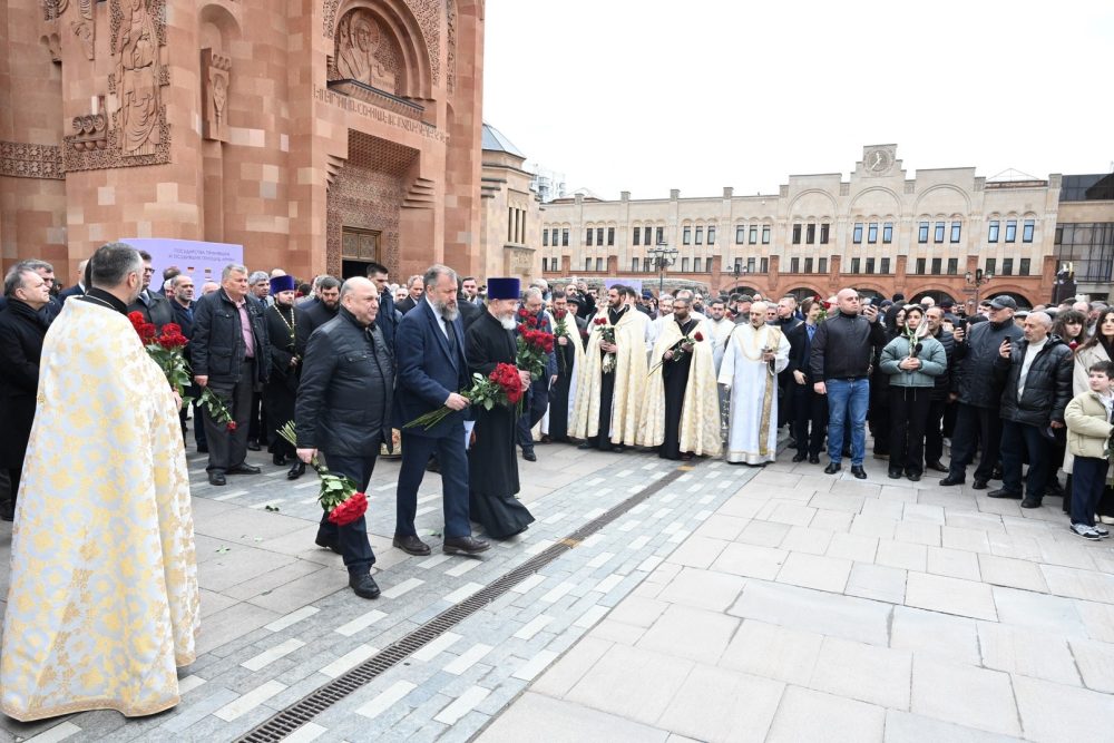 Представители Русской Церкви почтили память жертв геноцида армян