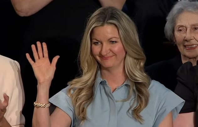 Верховный суд отказался рассматривать апелляцию родителей против школьного округа Флориды по делу о социальном переходе ребенка