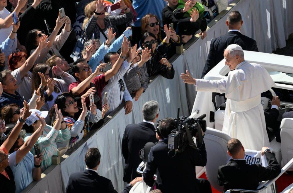 Папа: Африка подарила мне бесценное сокровище веры и надежды