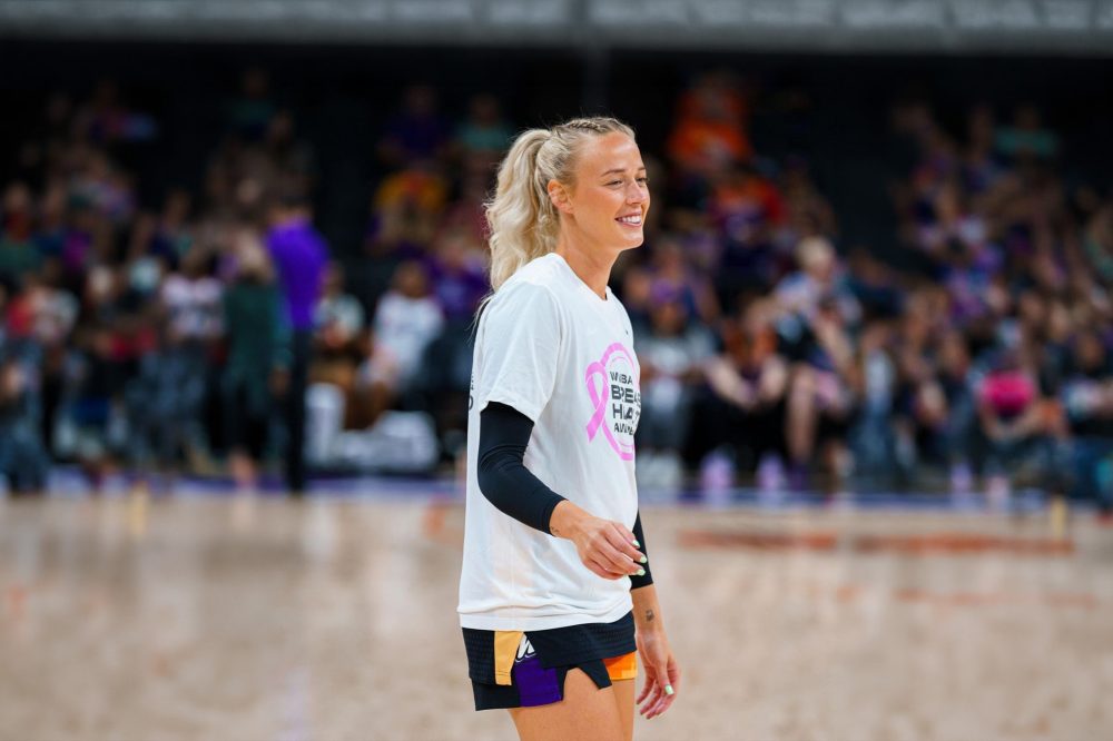 Звезда WNBA Софи Каннингем приняла крещение: «Любить Иисуса весело, попробуйте»