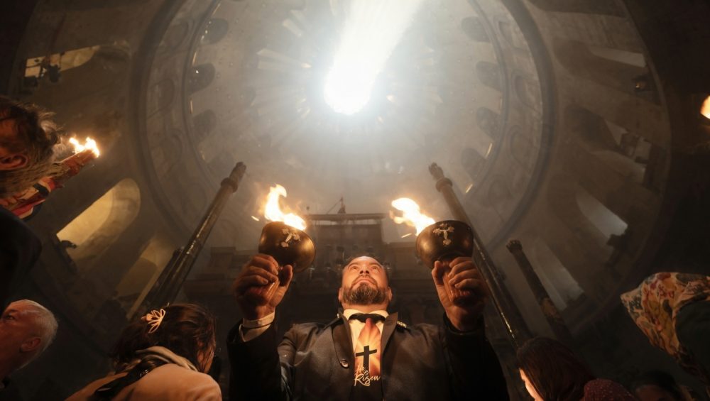 Делегация Фонда Андрея Первозванного отправилась за Благодатным огнем