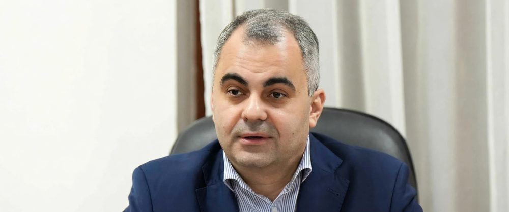 И.Е. Петров поздравил епископа С.В. Ряховского с Пасхой