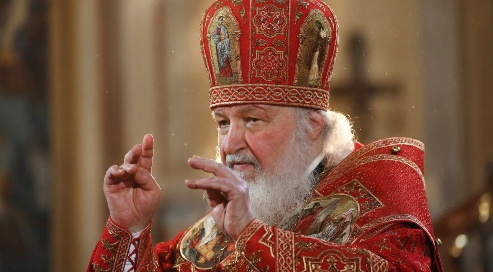 Патриарх Кирилл призвал к сочетанию науки и веры в общении с космонавтами МКС