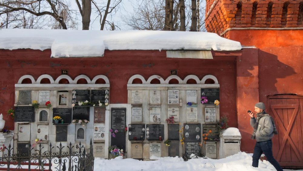 Директор крематория объяснил возможность кремации православных