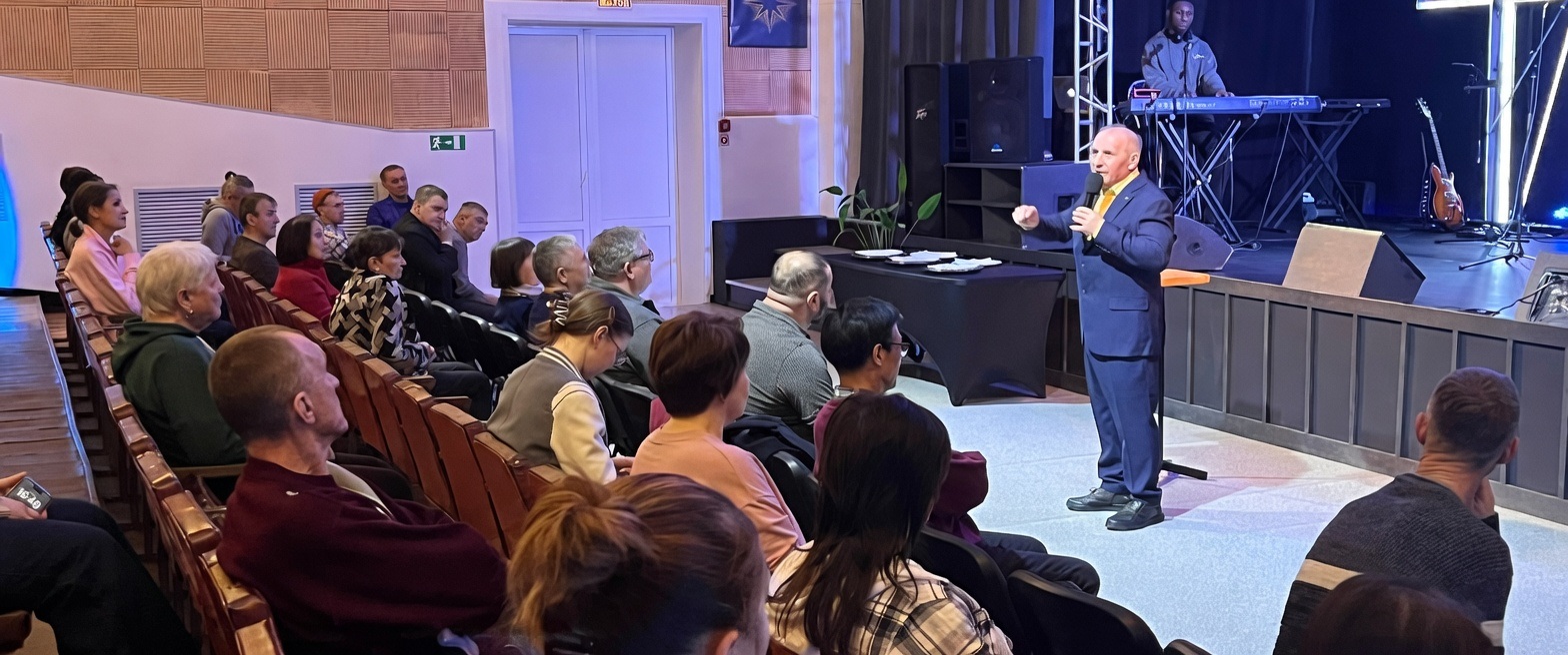 Евангельские церкви Марий Эл объединились на богослужение в Страстную пятницу